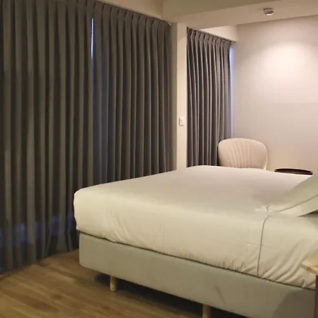 San Gines Self Check-in Πανδοχείο