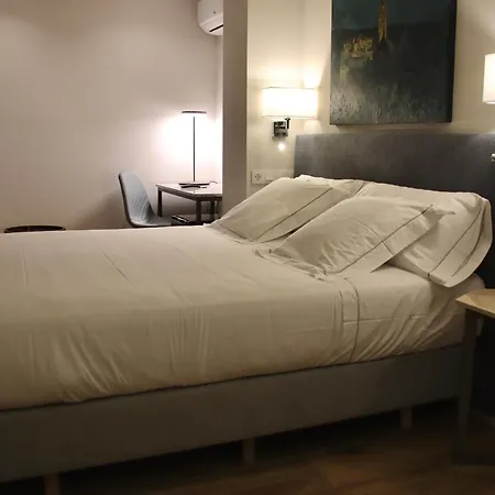 San Gines Self Check-in Πανδοχείο