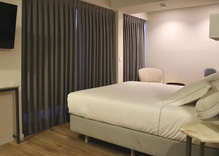 San Gines Self Check-in Inn