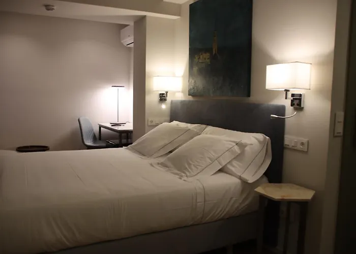 San Gines Self Check-in Inn *